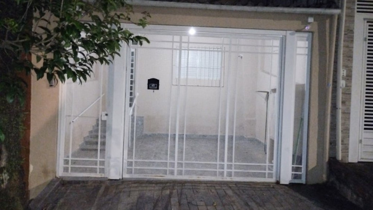 Imagem Casa com 2 Quartos à Venda, 82 m² em Vila Antonieta - São Paulo