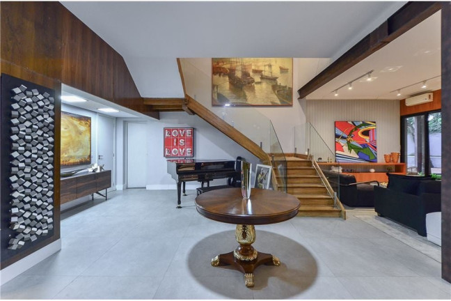 Imagem Casa com 4 Quartos à Venda, 1.117 m² em Jardim Europa - São Paulo Imagem Casa com 4 Quartos à Venda, 1.117 m² em Jardim Europa - São Paulo