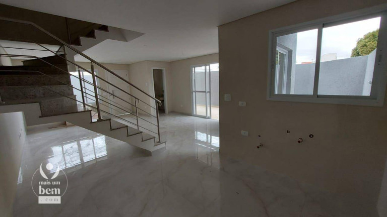 Imagem Sobrado com 3 Quartos à Venda, 141 m² em Uberaba - Curitiba Imagem Sobrado com 3 Quartos à Venda, 141 m² em Uberaba - Curitiba