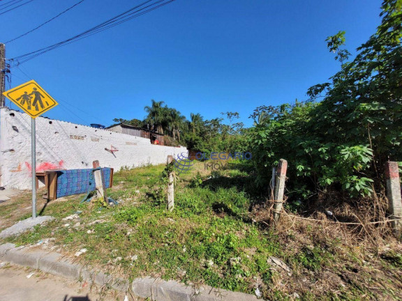 Imagem Terreno à Venda, 324 m² em Armação - Penha Imagem Terreno à Venda, 324 m² em Armação - Penha