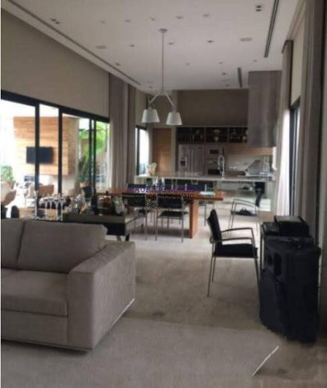 Imagem Casa com 6 Quartos para Alugar, 1.600 m² em Alphaville Residencial Um - Barueri Imagem Casa com 6 Quartos para Alugar, 1.600 m² em Alphaville Residencial Um - Barueri