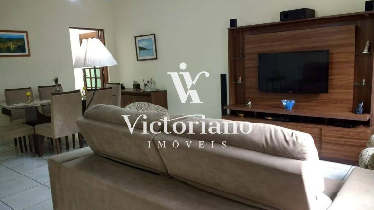 Imagem Casa com 3 Quartos à Venda, 250 m² em Loteamento Villa Branca - Jacareí Imagem Casa com 3 Quartos à Venda, 250 m² em Loteamento Villa Branca - Jacareí
