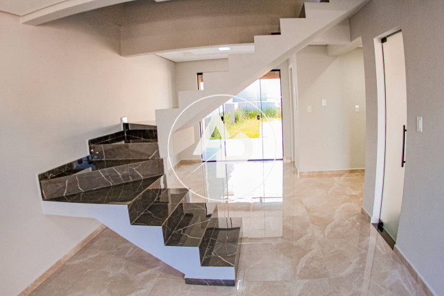 Imagem Sobrado com 3 Quartos à Venda, 135 m² em Jardim Carvalho - Ponta Grossa