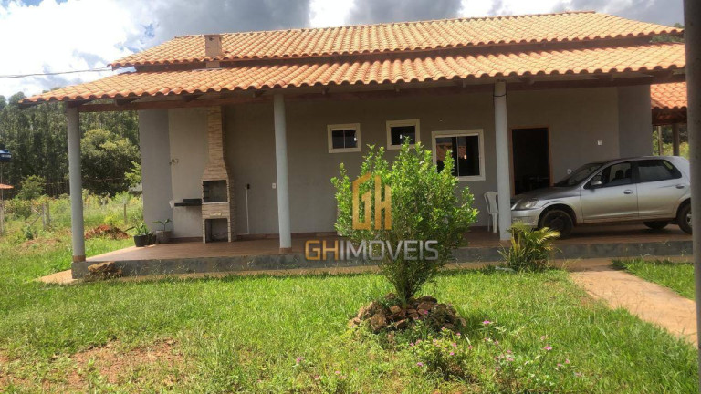Imagem Chácara com 3 Quartos à Venda, 183 m² em Cachoeirinha - Aragoiânia