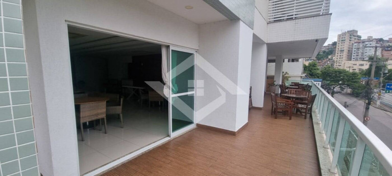 Imagem Apartamento com 2 Quartos à Venda, 70 m² em Icaraí - Niterói