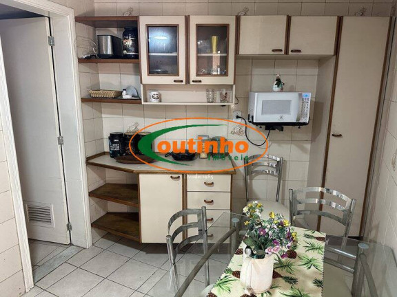 Imagem Casa com 3 Quartos à Venda, 140 m² em Vila Isabel - Rio De Janeiro Imagem Casa com 3 Quartos à Venda, 140 m² em Vila Isabel - Rio De Janeiro