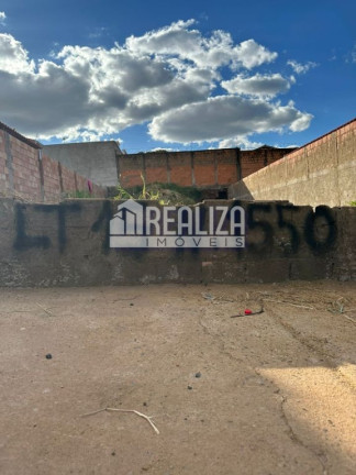 Terreno à Venda, 250 m² em Conjunto Costa Telles Ii - Uberaba