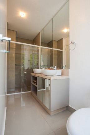 Imagem Imóvel com 4 Quartos à Venda, 205 m² em Pioneiros - Balneário Camboriú Imagem Imóvel com 4 Quartos à Venda, 205 m² em Pioneiros - Balneário Camboriú