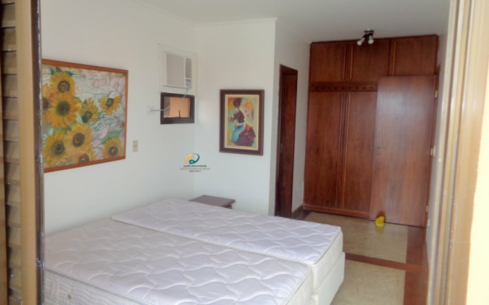 Imagem Apartamento com 4 Quartos para Alugar ou Temporada, 140 m² em Enseada - Guarujá
