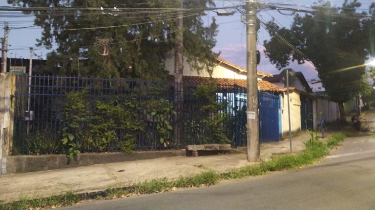 Imagem Casa com 3 Quartos à Venda, 275 m² em Santa Branca - Belo Horizonte Imagem Casa com 3 Quartos à Venda, 275 m² em Santa Branca - Belo Horizonte