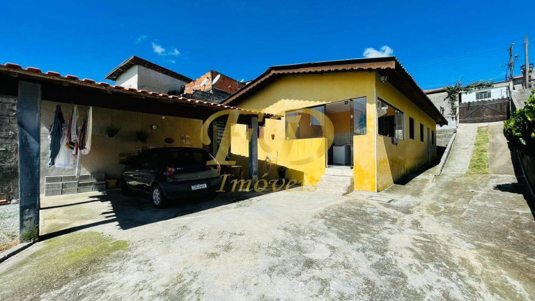 Imagem Casa com 3 Quartos à Venda, 350 m² em Terra Preta - Mairiporã Imagem Casa com 3 Quartos à Venda, 350 m² em Terra Preta - Mairiporã