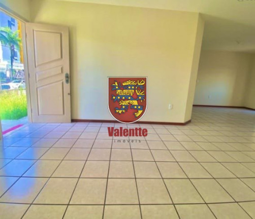 Imagem Casa com 3 Quartos à Venda, 320 m² em Capoeiras - Florianópolis Imagem Casa com 3 Quartos à Venda, 320 m² em Capoeiras - Florianópolis