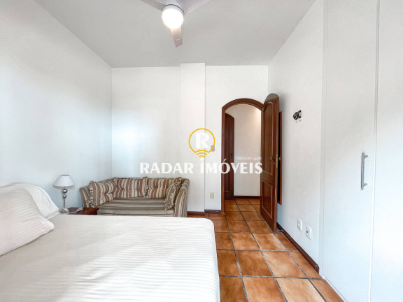 Imagem Apartamento com 3 Quartos à Venda, 95 m² em Algodoal - Cabo Frio
