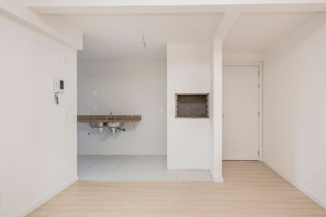Imagem Imóvel com 2 Quartos à Venda, 80 m² em Passo Da Areia - Porto Alegre Imagem Imóvel com 2 Quartos à Venda, 80 m² em Passo Da Areia - Porto Alegre