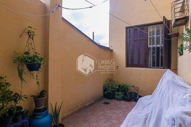 Imagem Casa com 4 Quartos à Venda, 250 m² em Cambuci - São Paulo Imagem Casa com 4 Quartos à Venda, 250 m² em Cambuci - São Paulo