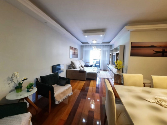 Imagem Imóvel com 3 Quartos à Venda, 131 m² em Alto - Teresópolis Imagem Imóvel com 3 Quartos à Venda, 131 m² em Alto - Teresópolis