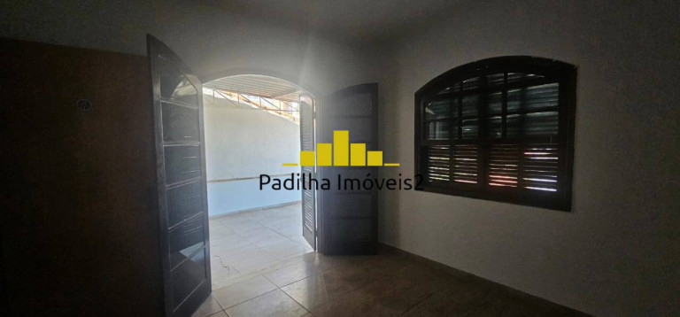Imagem Casa com 3 Quartos à Venda, 300 m² em Vila Carvalho - Sorocaba Imagem Casa com 3 Quartos à Venda, 300 m² em Vila Carvalho - Sorocaba