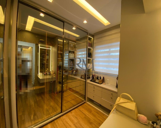 Imagem Imóvel com 3 Quartos à Venda, 227 m² em Itacorubi - Florianópolis