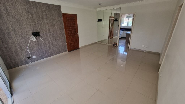 Imagem Apartamento com 3 Quartos à Venda, 130 m² em Pitangueiras - Guarujá Imagem Apartamento com 3 Quartos à Venda, 130 m² em Pitangueiras - Guarujá