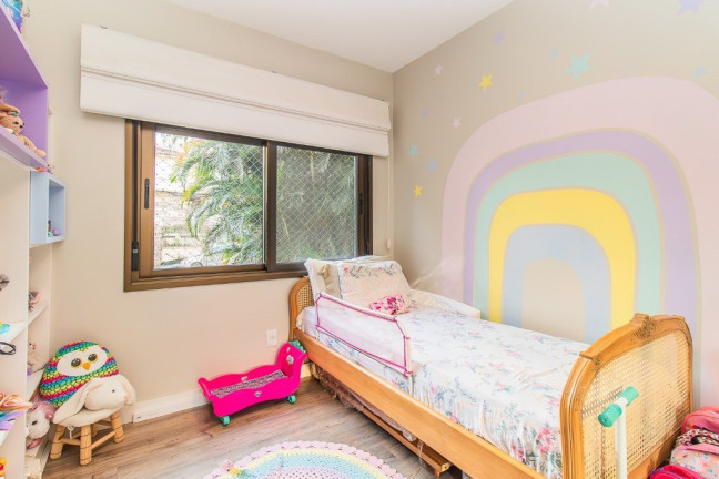 Imagem Imóvel com 3 Quartos à Venda, em Rio Branco - Porto Alegre Imagem Imóvel com 3 Quartos à Venda, em Rio Branco - Porto Alegre