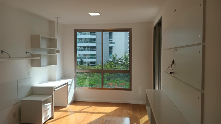 Imagem Apartamento com 4 Quartos à Venda, 333 m² em Barra Da Tijuca - Rio De Janeiro Imagem Apartamento com 4 Quartos à Venda, 333 m² em Barra Da Tijuca - Rio De Janeiro