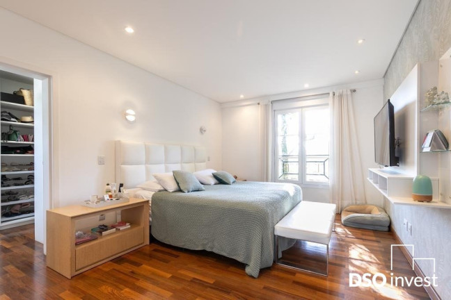 Imagem Casa de Condomínio com 4 Quartos à Venda,  em Jardim Petrópolis - São Paulo