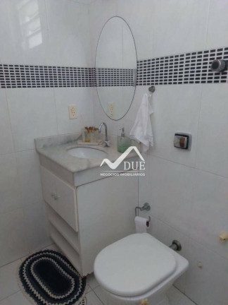 Imagem Sobrado com 3 Quartos à Venda, 274 m² em Embaré - Santos Imagem Sobrado com 3 Quartos à Venda, 274 m² em Embaré - Santos