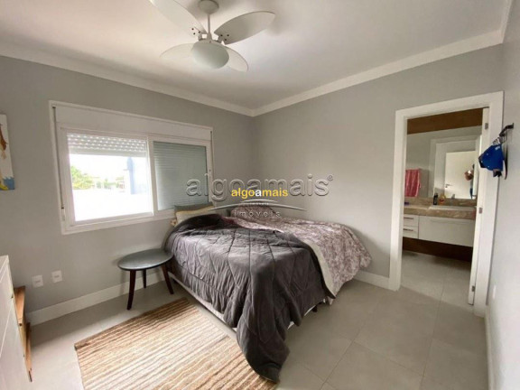 Casa com 4 Quartos à Venda, 225 m² em Condominio Las Palmas Xangri-lá - Xangri-lá