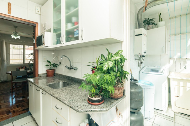 Imagem Apartamento com 2 Quartos à Venda, 58 m² em Vila Ipiranga - Porto Alegre