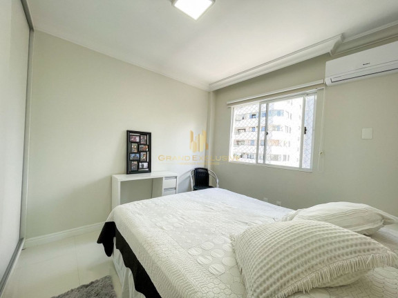 Imagem Apartamento com 2 Quartos à Venda, 110 m² em Centro - Balneário Camboriú Imagem Apartamento com 2 Quartos à Venda, 110 m² em Centro - Balneário Camboriú