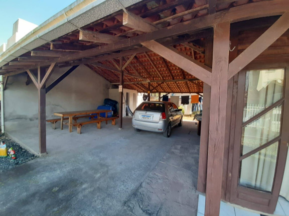 Imagem Casa com 2 Quartos à Venda, 292 m² em Itacolomi - Balneário Piçarras Imagem Casa com 2 Quartos à Venda, 292 m² em Itacolomi - Balneário Piçarras