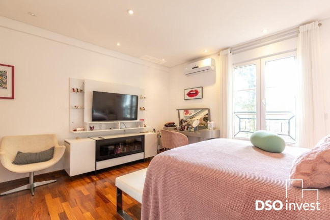 Imagem Casa de Condomínio com 4 Quartos à Venda,  em Jardim Petrópolis - São Paulo