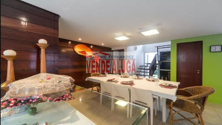 Imagem Casa com 3 Quartos para Alugar, 335 m² em Campina Do Barreto - Recife