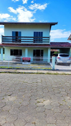 Imagem Sobrado com 6 Quartos à Venda, 300 m² em Ubatuba - São Francisco Do Sul Imagem Sobrado com 6 Quartos à Venda, 300 m² em Ubatuba - São Francisco Do Sul