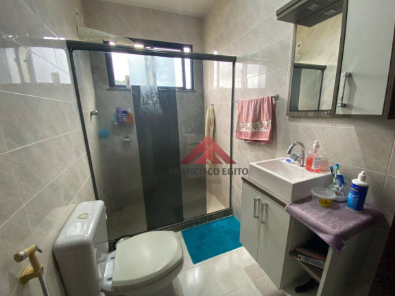 Imagem Casa com 5 Quartos à Venda, 371 m² em Patronato - São Gonçalo