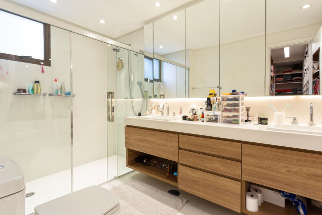 Imagem Apartamento com 3 Quartos à Venda, 185 m² em Real Parque - São Paulo Imagem Apartamento com 3 Quartos à Venda, 185 m² em Real Parque - São Paulo