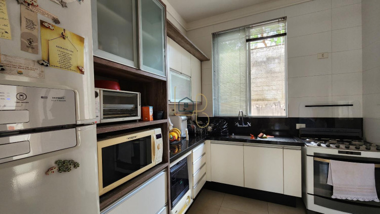 Imagem Casa de Condomínio com 3 Quartos à Venda, 200 m² em Jardim Itatiaia 2 - Londrina