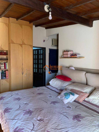 Imagem Casa com 4 Quartos à Venda, 216 m² em Vila Rosália - Guarulhos Imagem Casa com 4 Quartos à Venda, 216 m² em Vila Rosália - Guarulhos