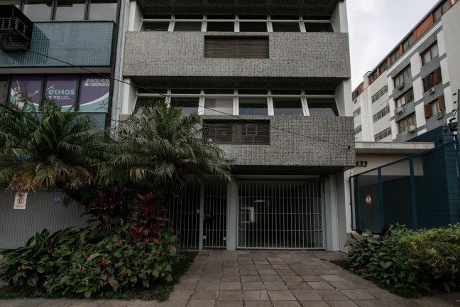 Imagem Sala Comercial à Venda, 320 m² em Petrópolis - Porto Alegre Imagem Sala Comercial à Venda, 320 m² em Petrópolis - Porto Alegre