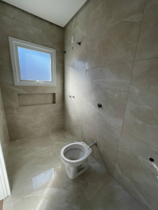 Imagem Sobrado com 3 Quartos à Venda, 220 m² em Moinhos De Vento - Canoas