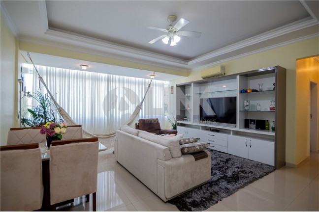 Imagem Apartamento com 3 Quartos à Venda, 94 m² em Petrópolis - Porto Alegre Imagem Apartamento com 3 Quartos à Venda, 94 m² em Petrópolis - Porto Alegre