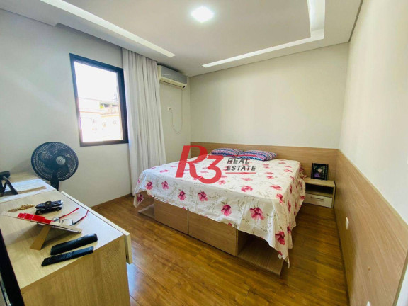 Imagem Casa com 3 Quartos à Venda, 170 m² em Boqueirão - Santos Imagem Casa com 3 Quartos à Venda, 170 m² em Boqueirão - Santos