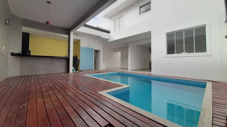 Imagem Casa de Condomínio com 3 Quartos à Venda, 300 m² em Iporanga - Sorocaba Imagem Casa de Condomínio com 3 Quartos à Venda, 300 m² em Iporanga - Sorocaba