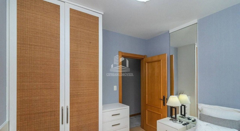 Imagem Apartamento com 3 Quartos à Venda, 110 m² em Centro - Balneário Camboriú