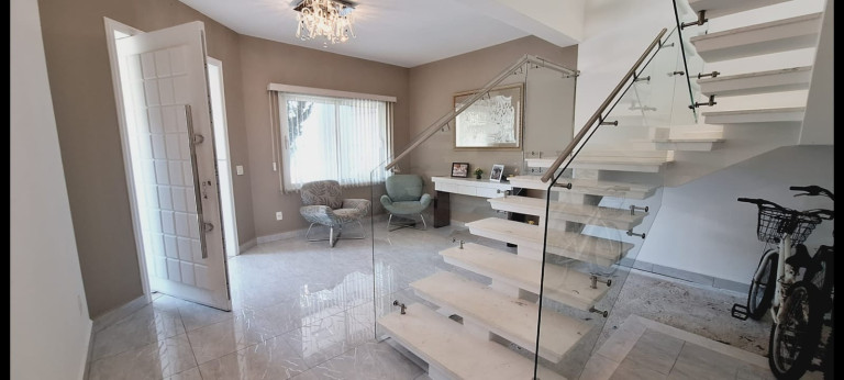 Imagem Casa com 4 Quartos à Venda, 474 m² em Jardim Flamboyant B - Atibaia Imagem Casa com 4 Quartos à Venda, 474 m² em Jardim Flamboyant B - Atibaia