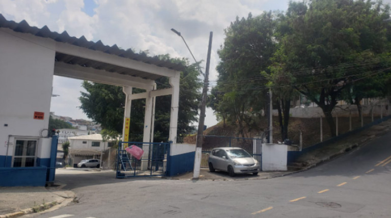 Imagem Casa para Alugar, 16.000 m² em Vila Santa Terezinha - Carapicuíba