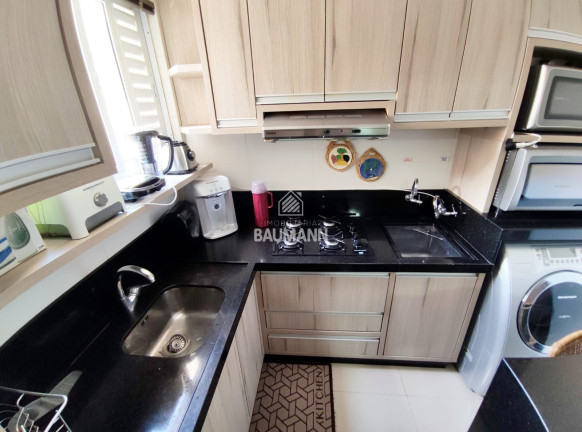 Imagem Apartamento com 2 Quartos para Alugar, 74 m² em Bombas - Bombinhas