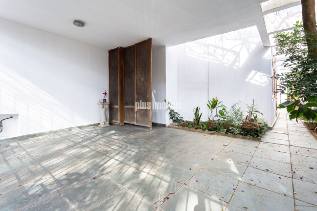 Imagem Casa com 5 Quartos à Venda, 257 m² em Morumbi - São Paulo Imagem Casa com 5 Quartos à Venda, 257 m² em Morumbi - São Paulo