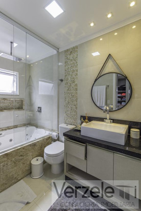 Imagem Casa com 4 Quartos à Venda, 437 m² em Santa Regina - Camboriú Imagem Casa com 4 Quartos à Venda, 437 m² em Santa Regina - Camboriú