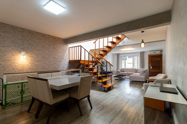 Imagem Casa com 3 Quartos à Venda, 243 m² em Vila Mariana - São Paulo